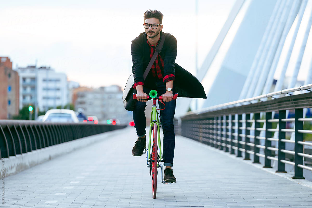 How to Bike to Work and Still Look Presentable