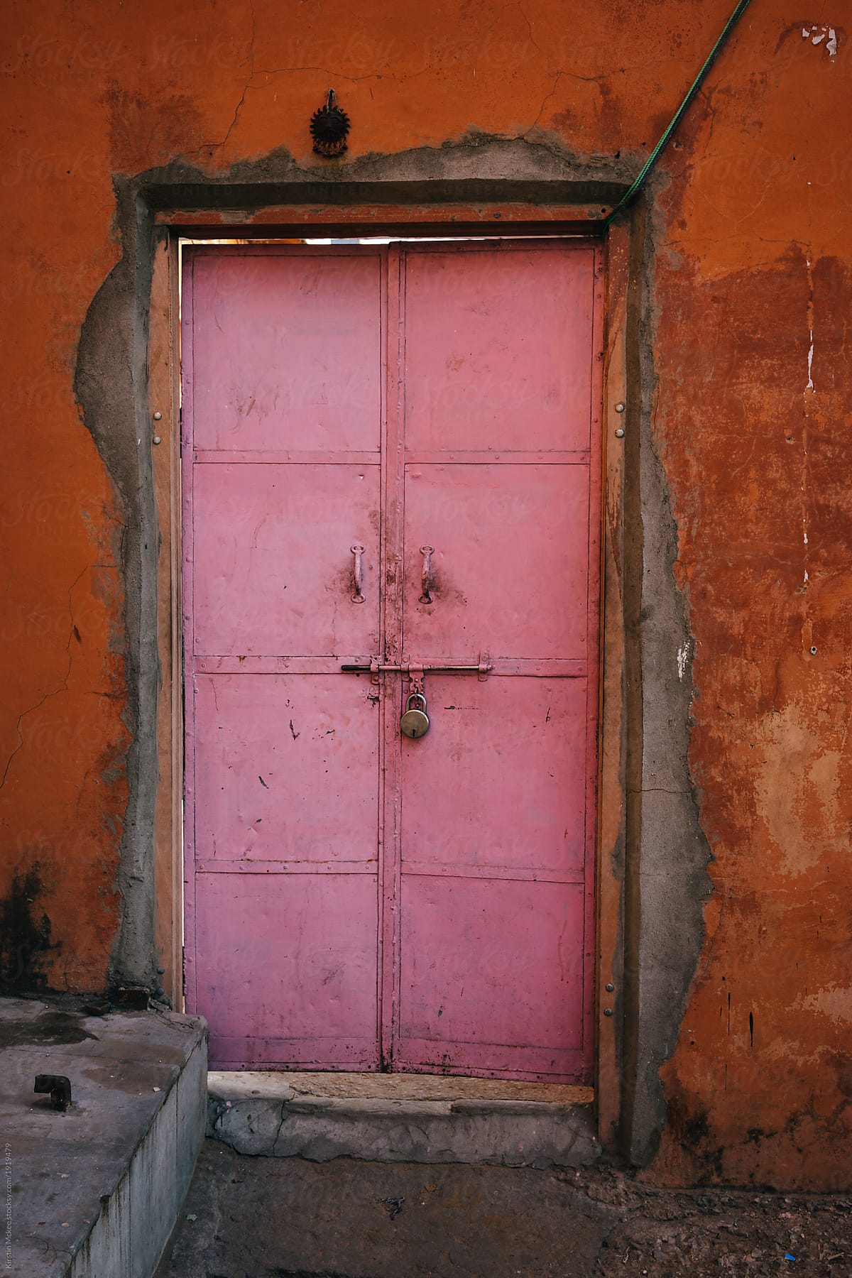 Pink door in Jaipur