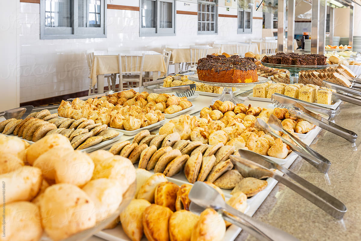 Fresh bread and sweet pastries are served in the breakfast buffet