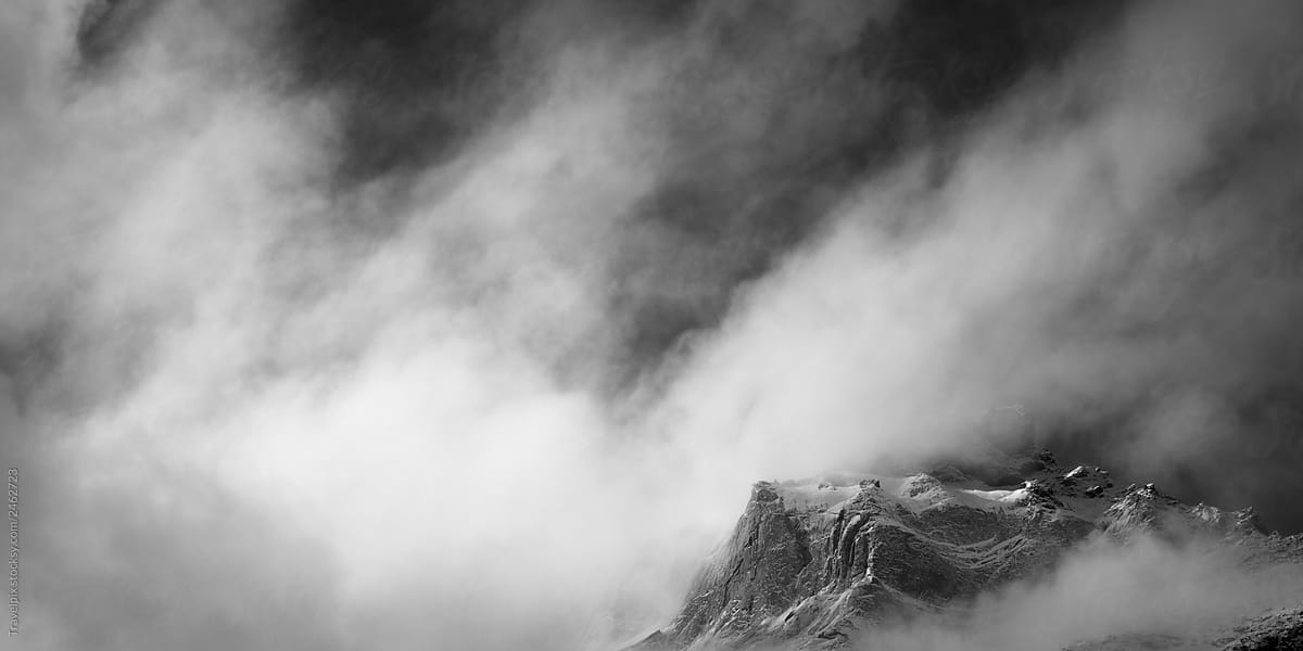 W Trek Mountain Weather, Chile
