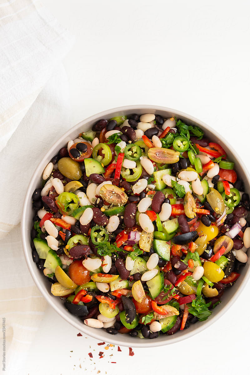 Mediterranean bean salad