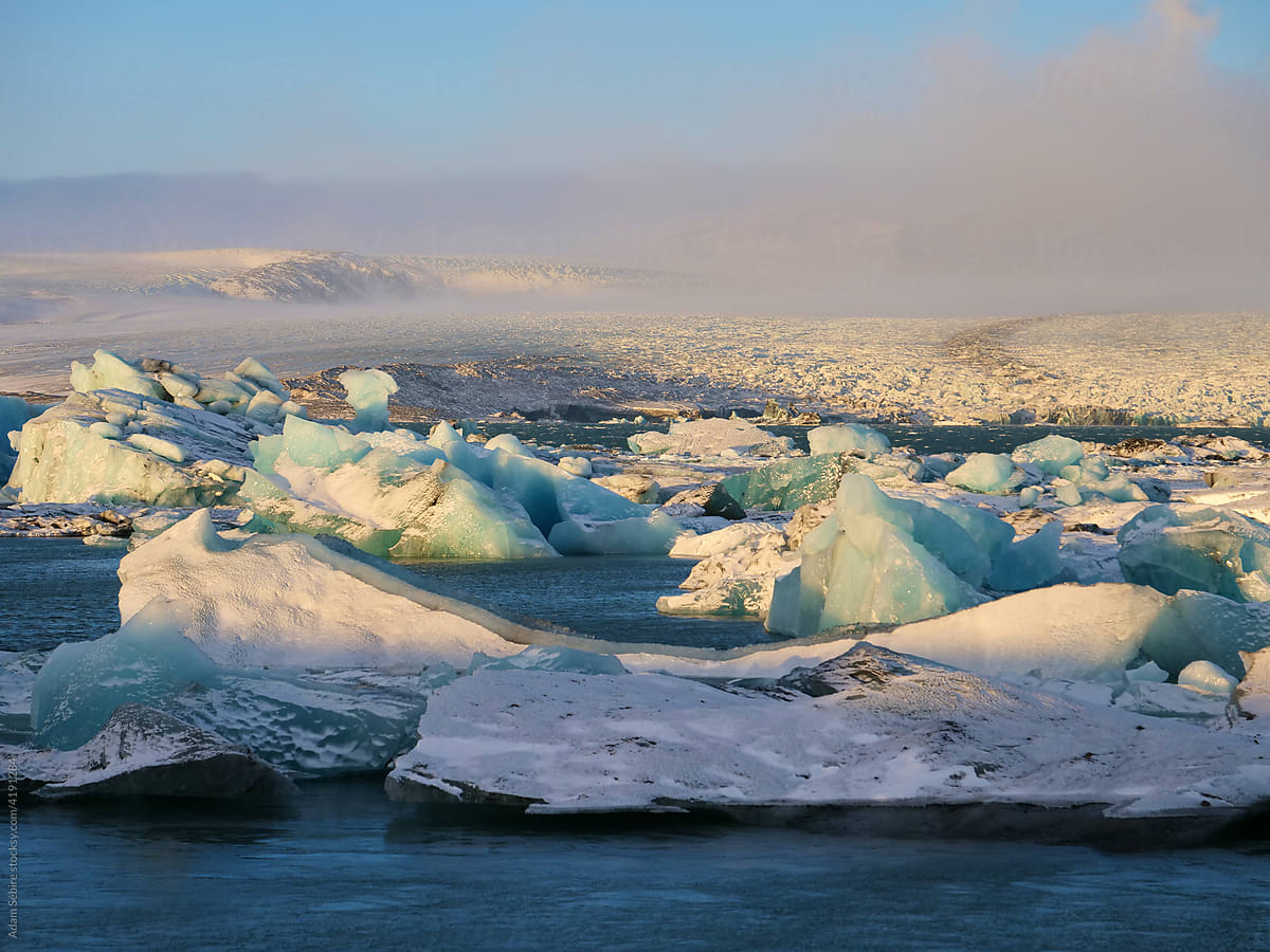 Ice and icebergs melting under Arctic global warming