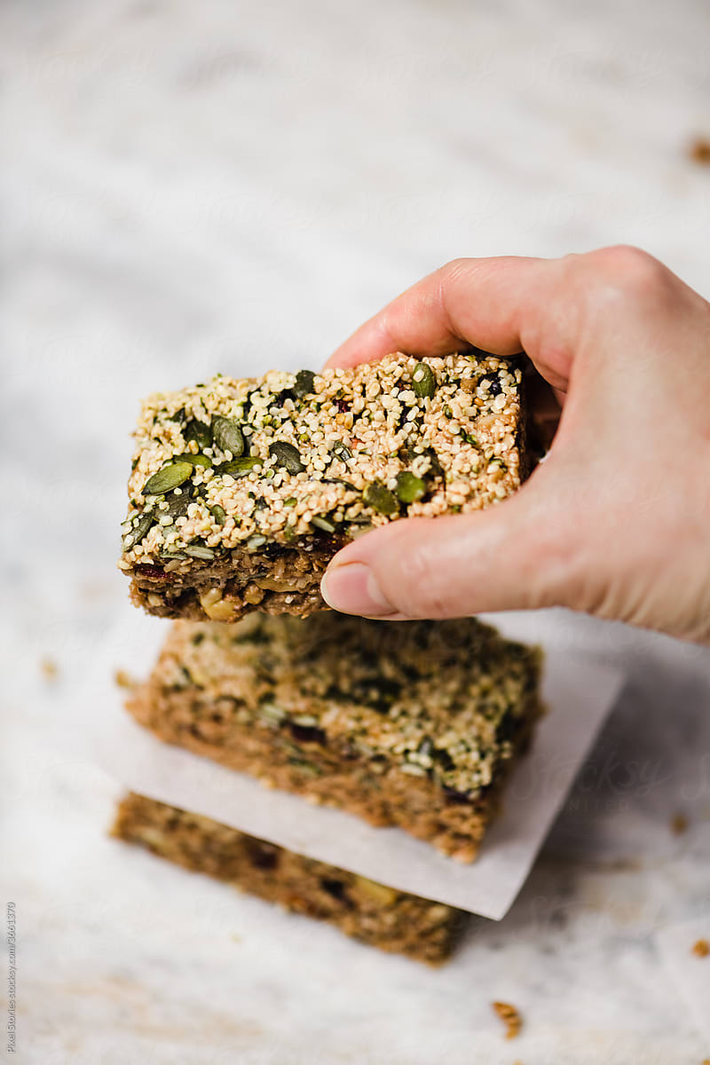 Healthy vegan granola bars