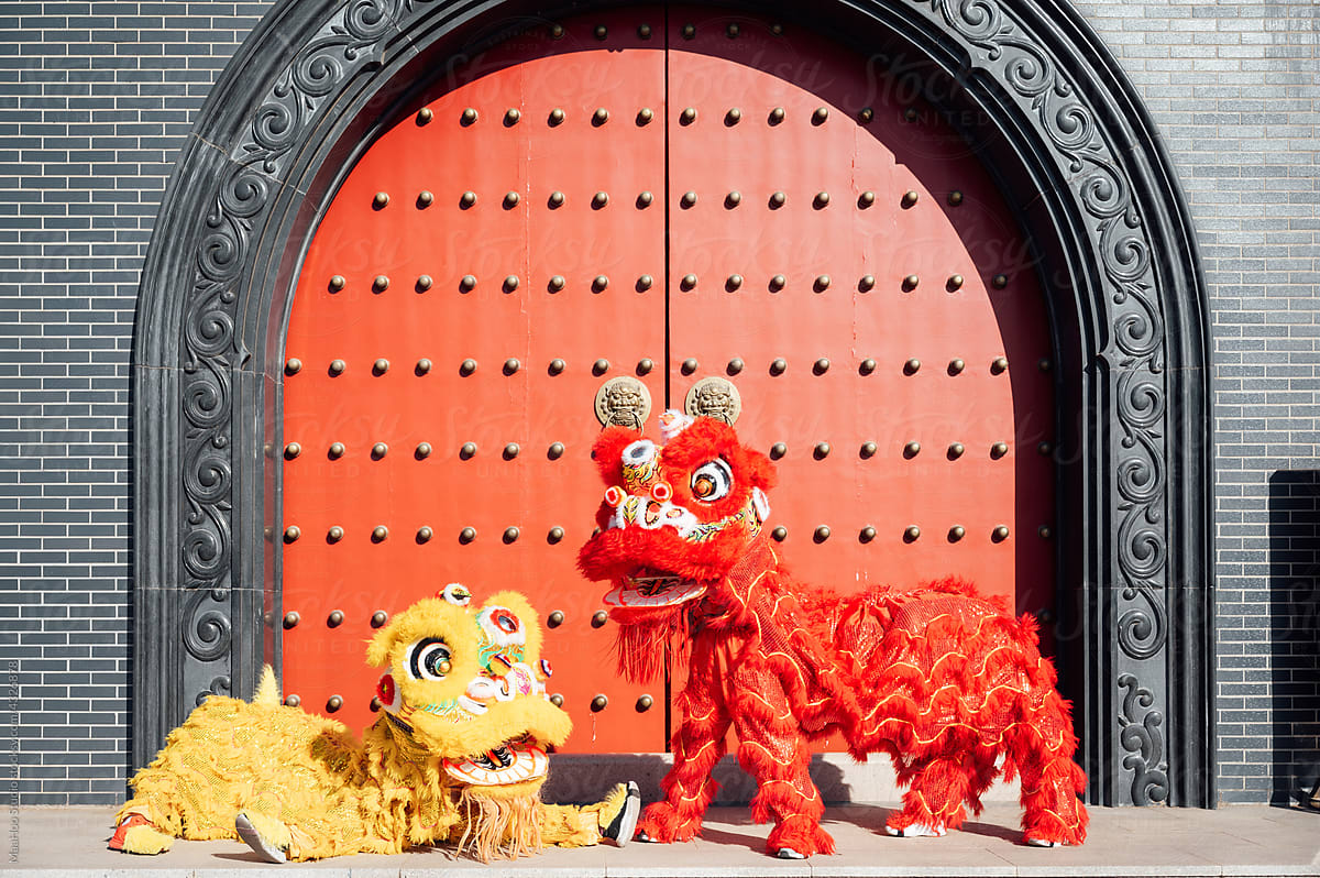 Chinese traditional performance lion dance