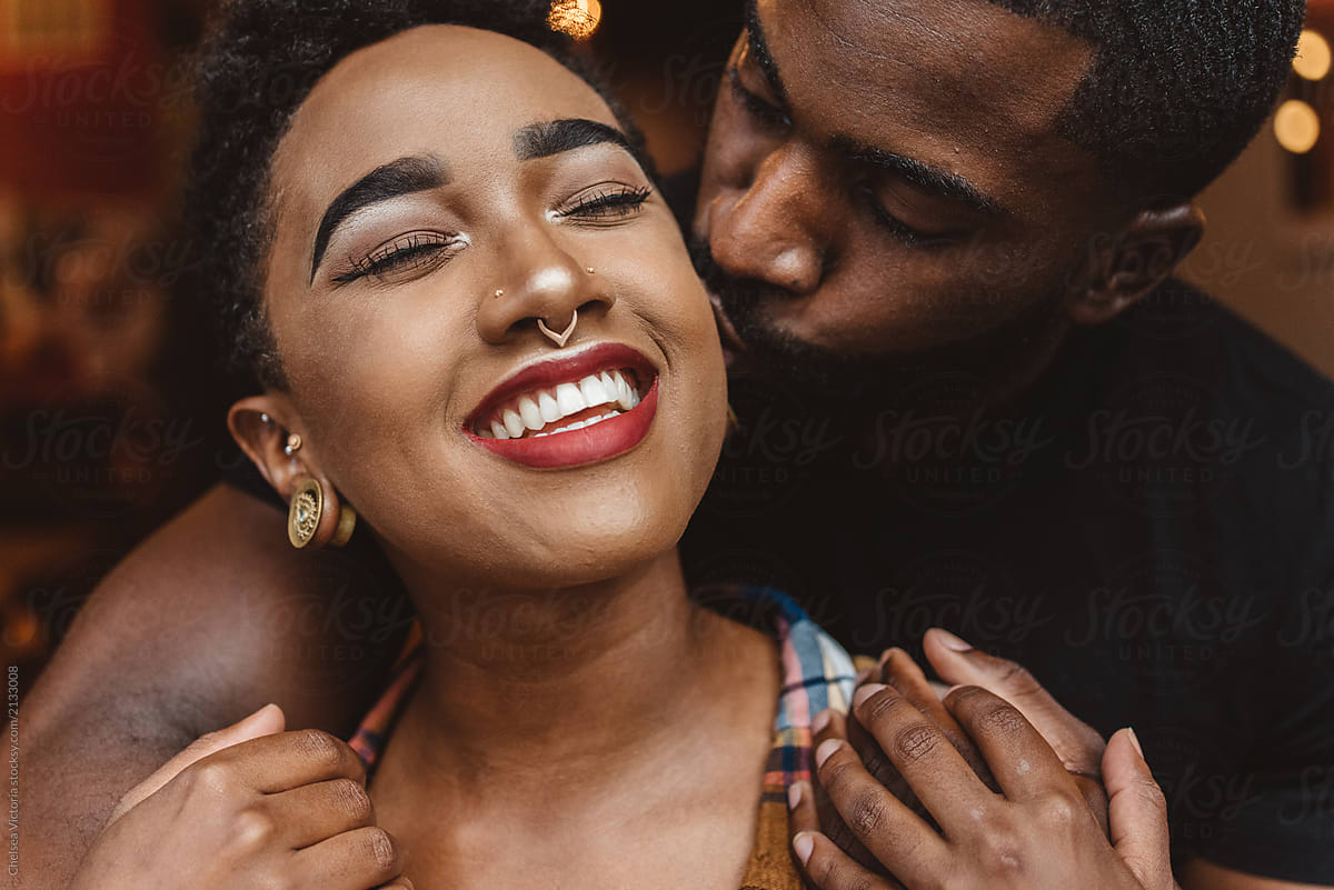 A young black couple in the city