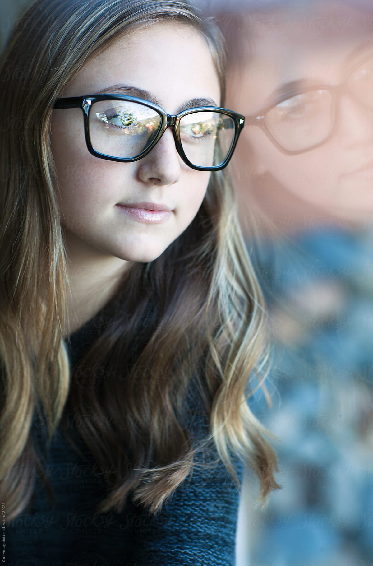 teen girl with glasses free photo