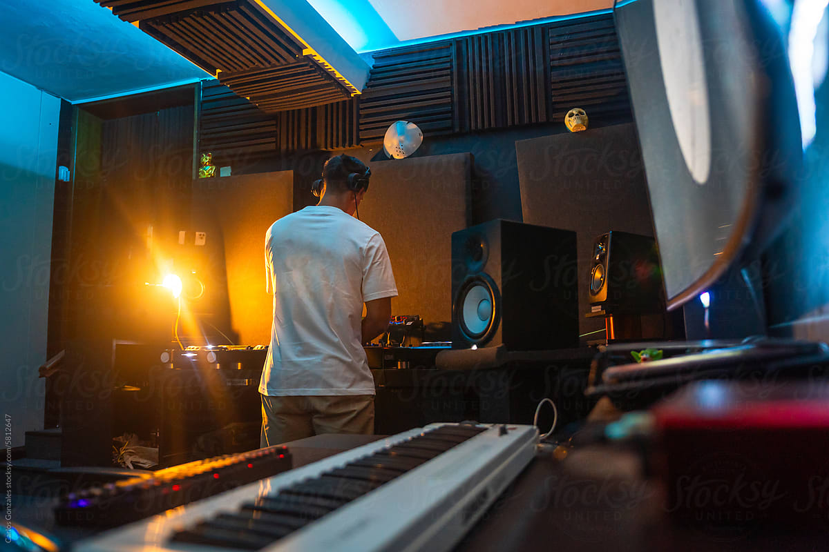 DJ Music Studio