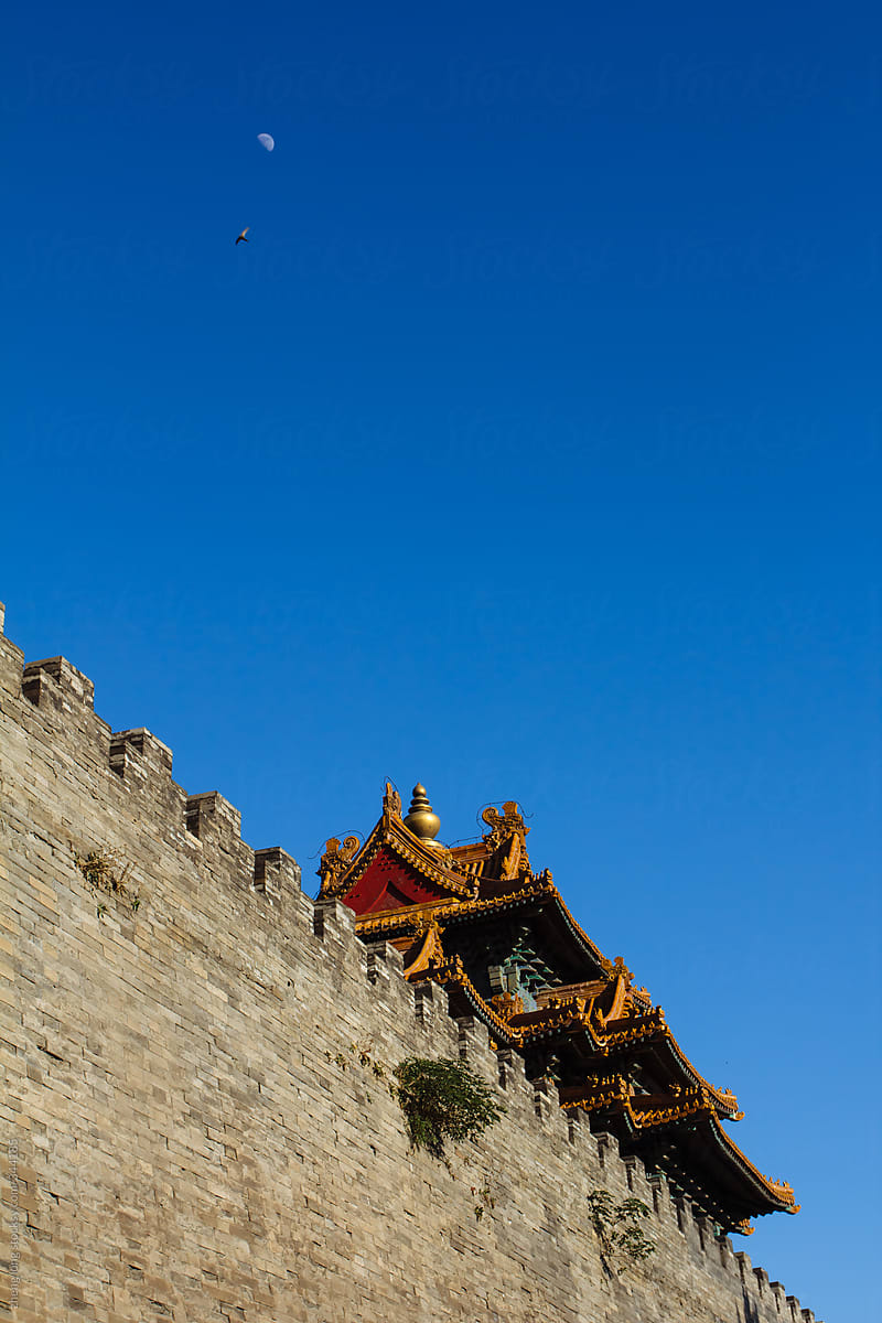 The forbidden city and the moon