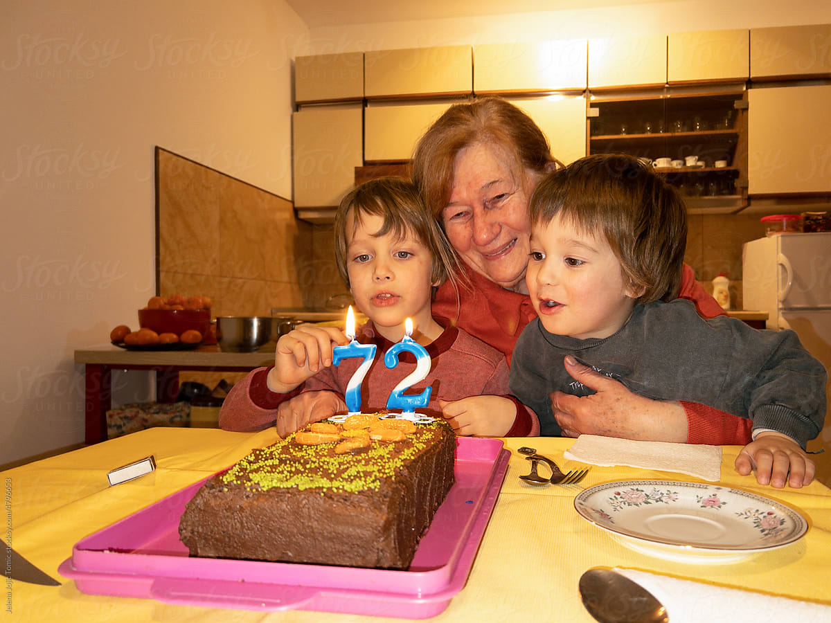 Grandmother\'s birthday cake