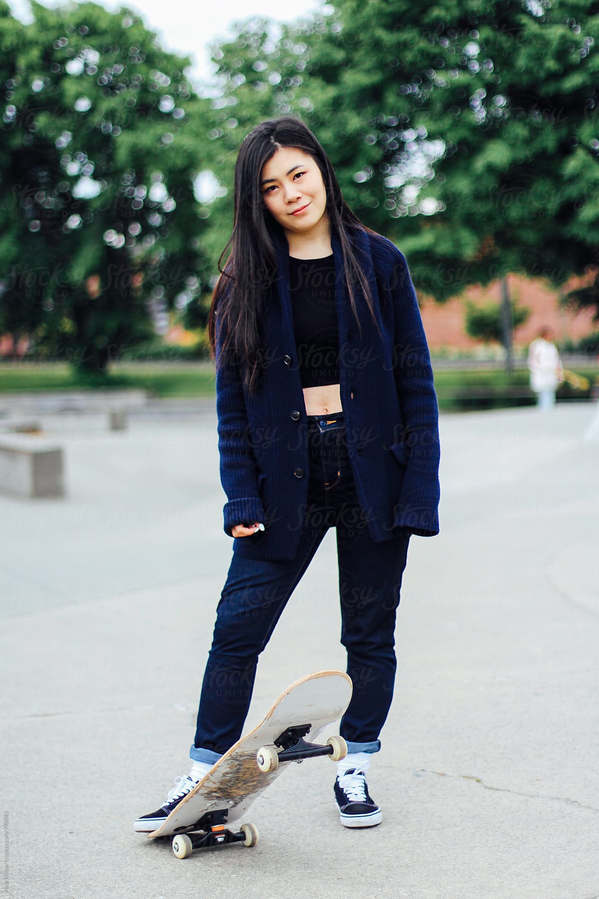 Nice skater girl asian