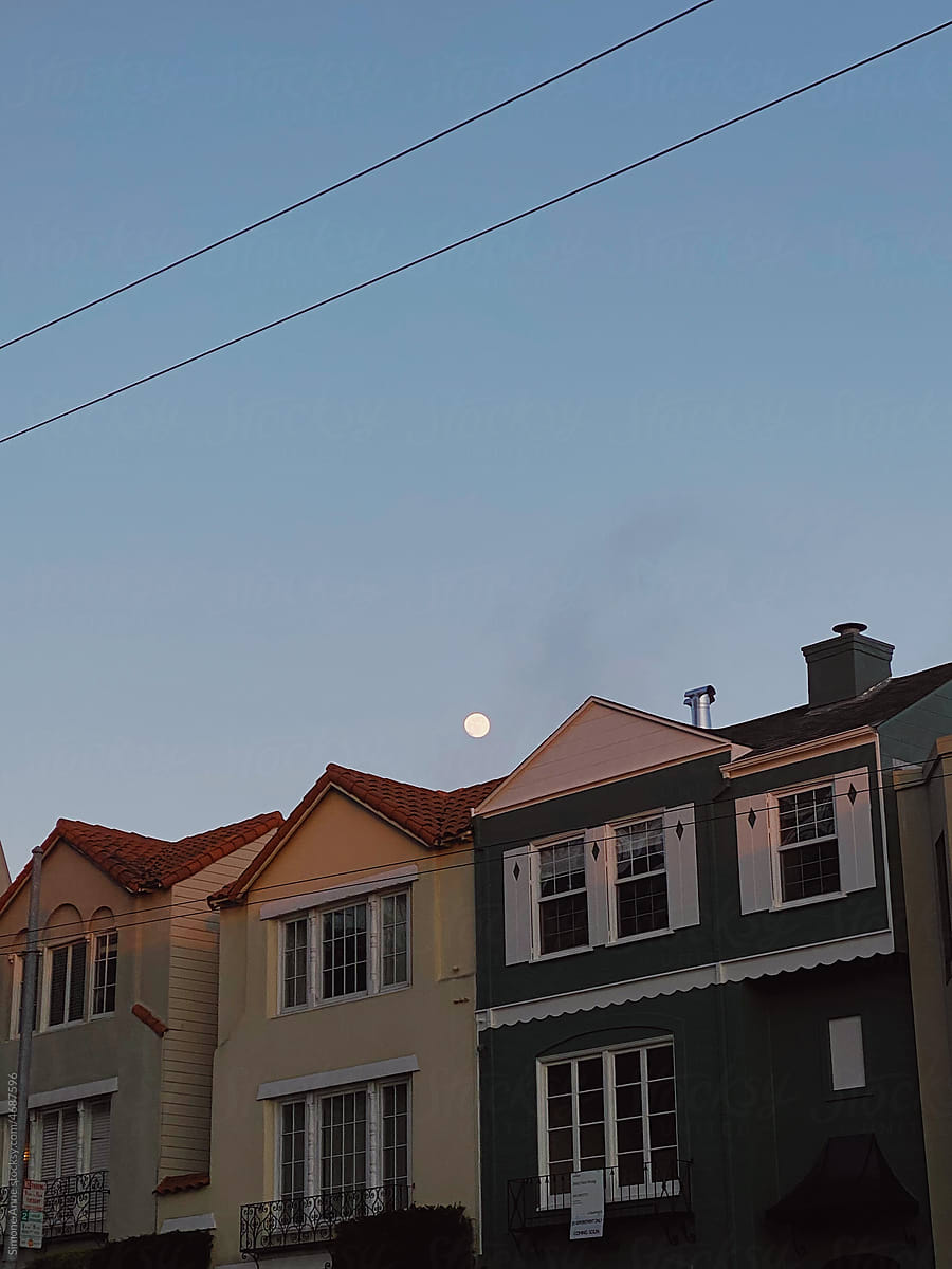 Houses with the moon