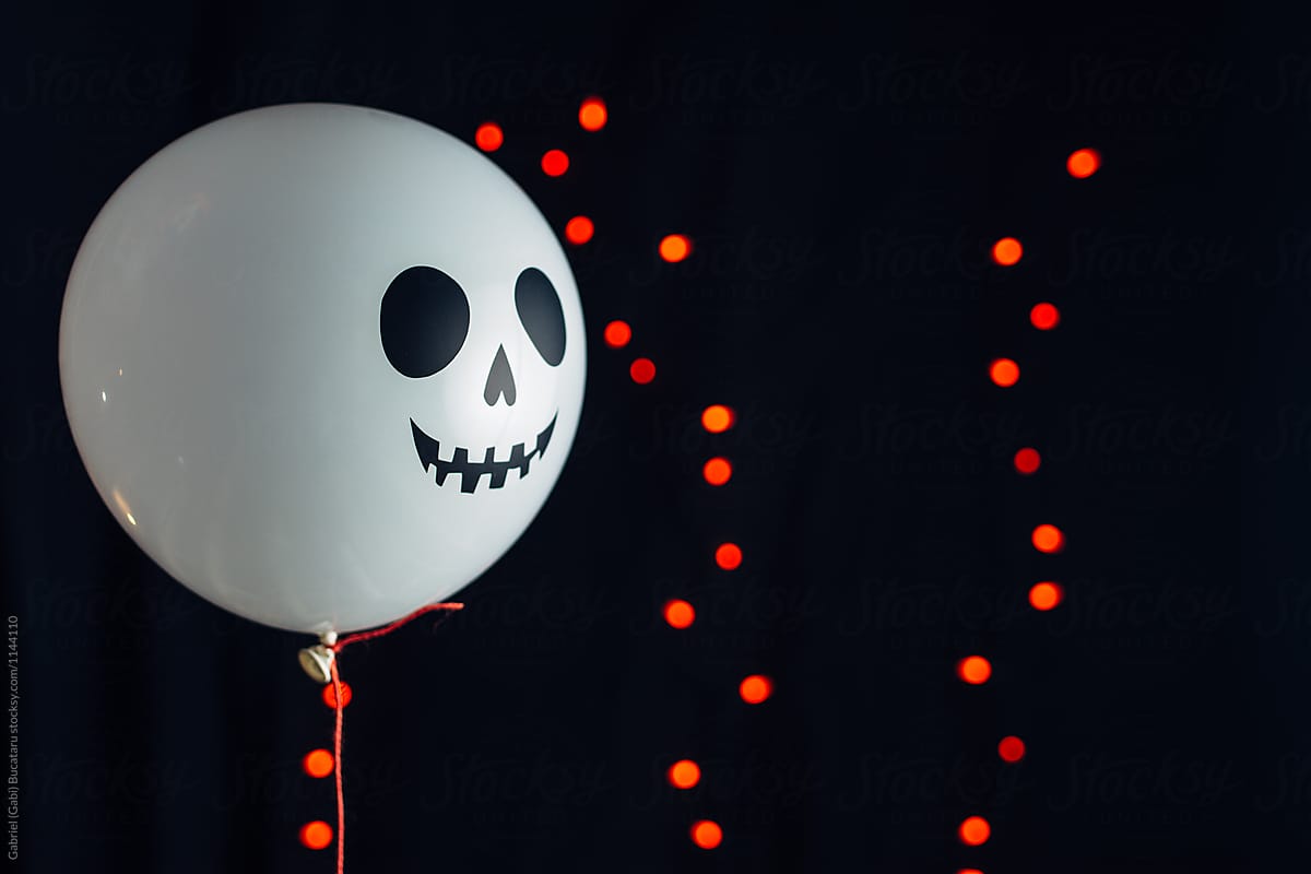 Scary gost Halloween balloon