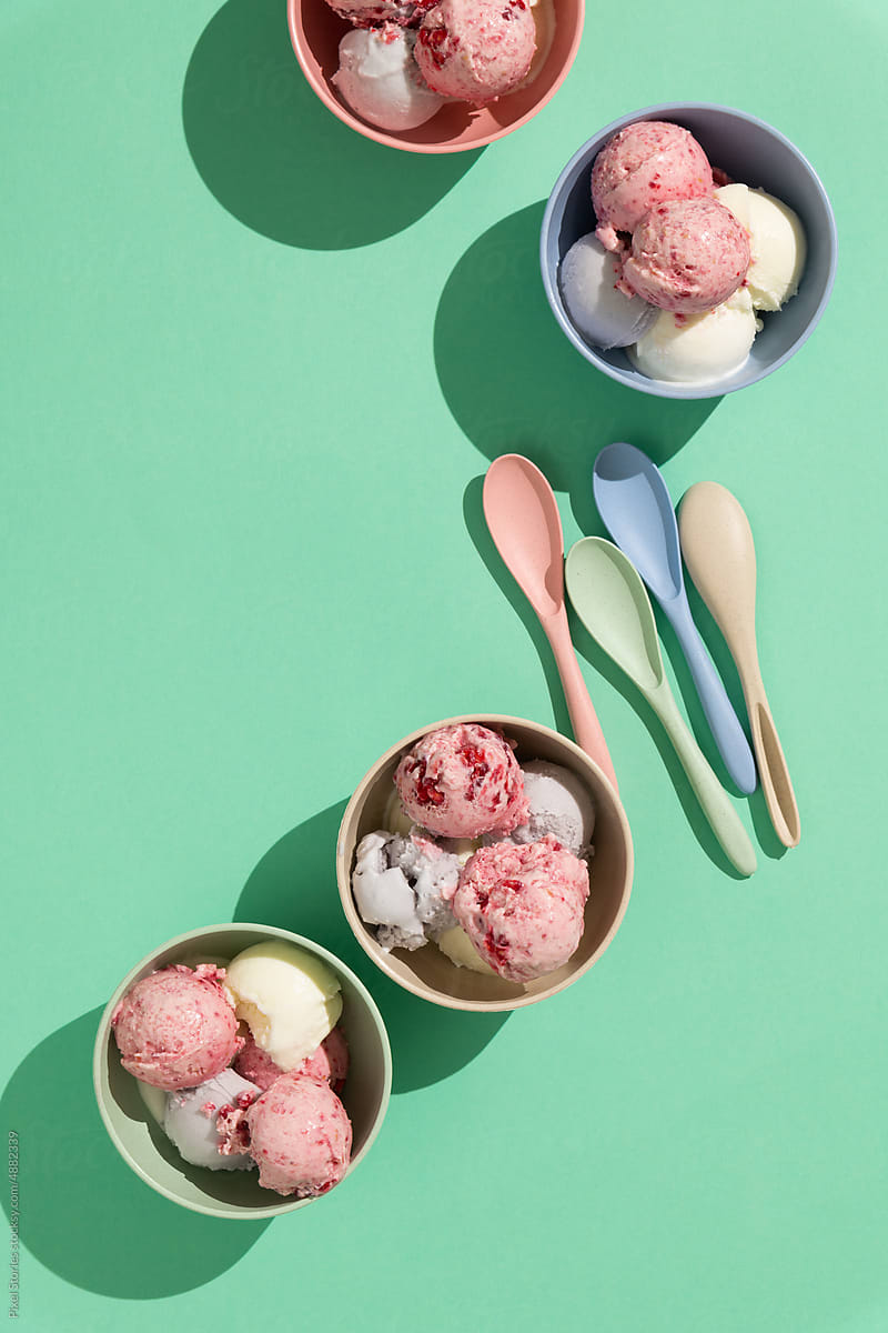 Vanilla and raspberry ice cream dessert in bowls