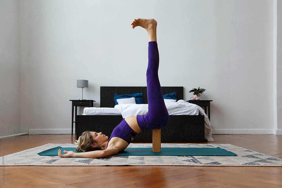 4 Ways to Change the Orientation of a Yoga Pose - YogaUOnline
