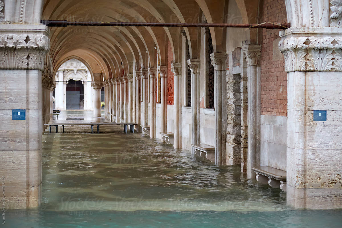 High tide floods seats at Doge's palace, Venice