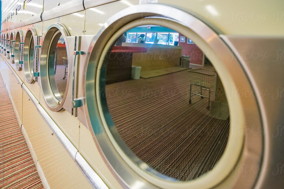 Do Your Wash at the Retro Laundromat and Laundry Service