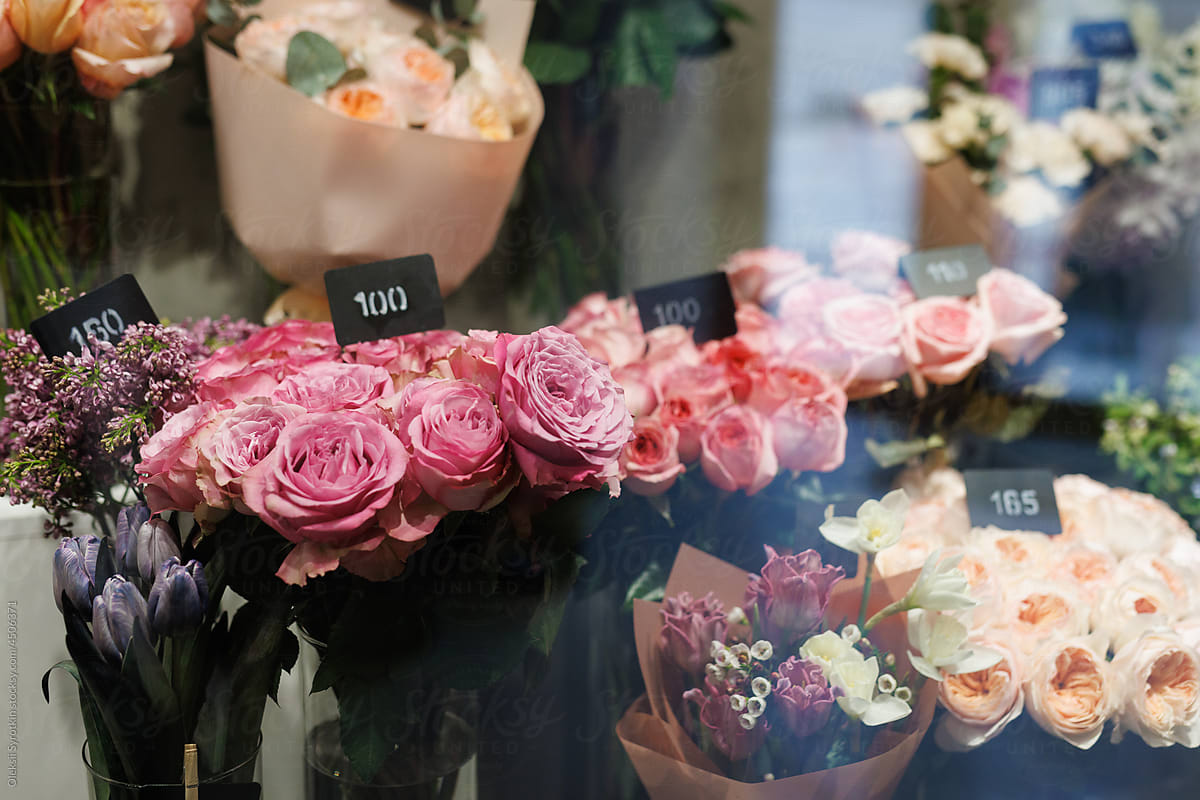 Flower composition bouquet retail