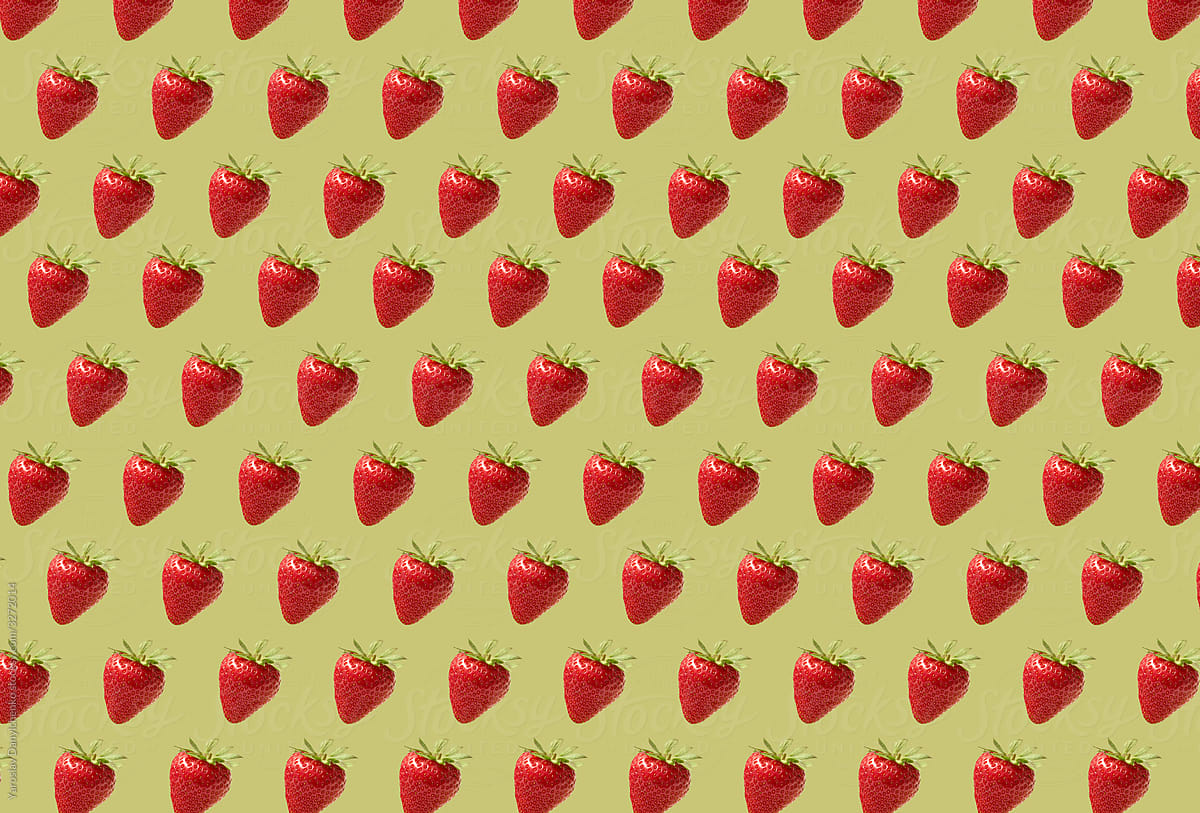 Horizontal pattern from ripe fresh strawberry.