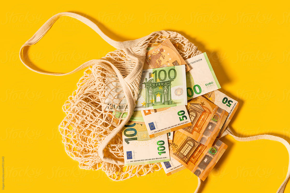 String bag ful of money