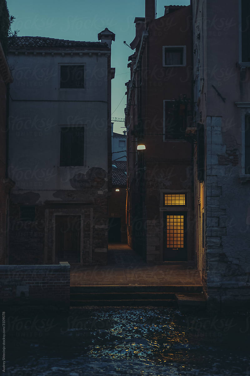 Streets Of Venice During Evening / Italy