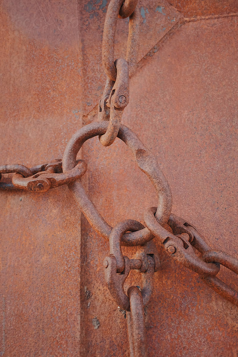 rusty chain link