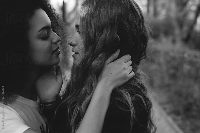 White Lesbian Kissing 18