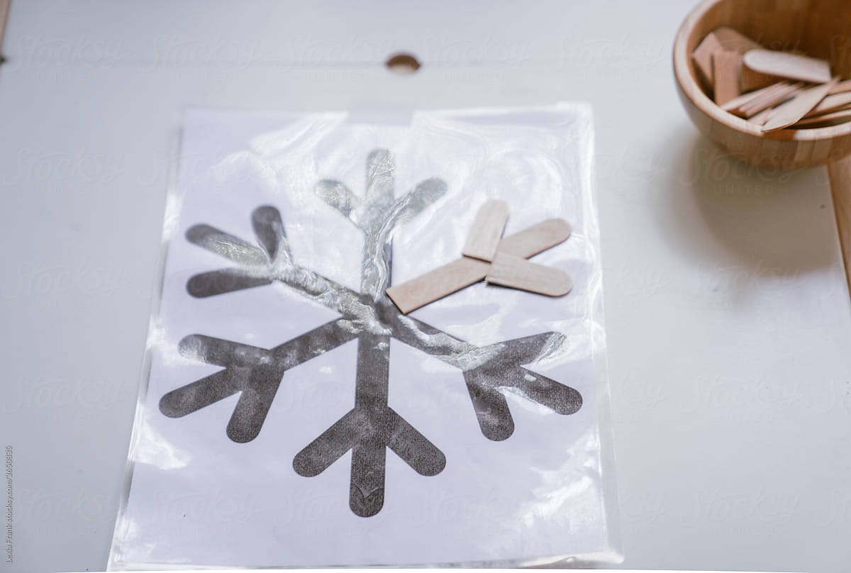 snowflake arts and crafts preschool project