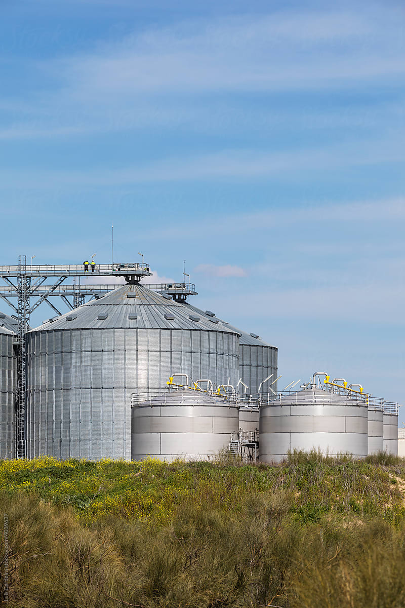 Agriculture storage tanks