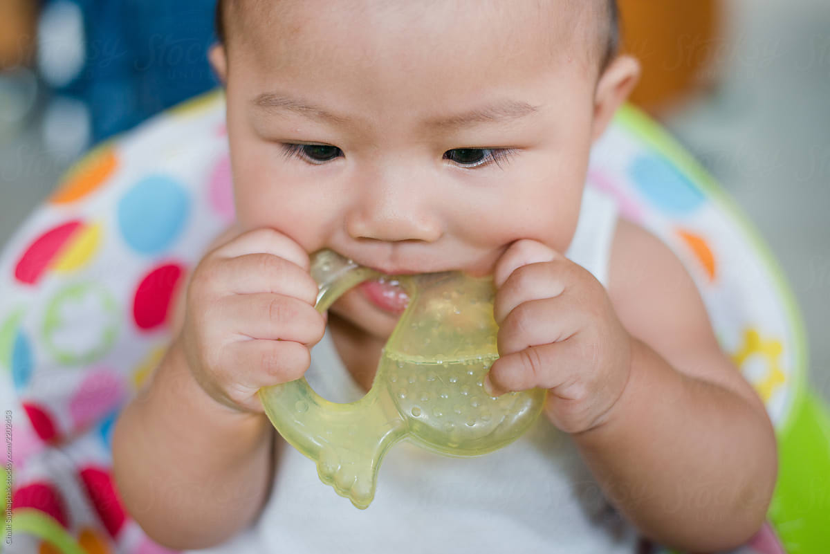 baby water filled teether