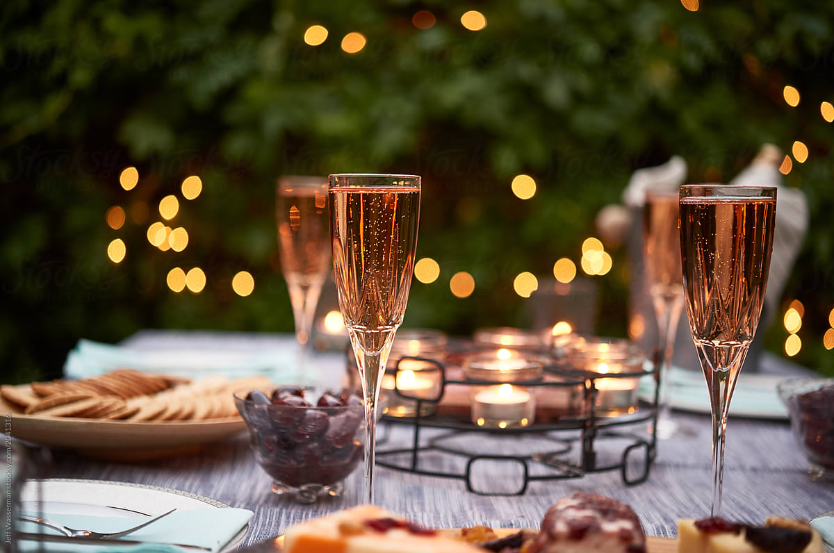 Focus on Champagne at Patio Dinner Party
