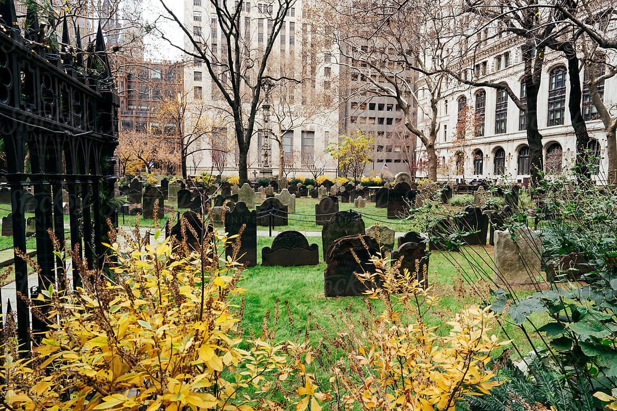 Grave site in the middle of Manhattan.