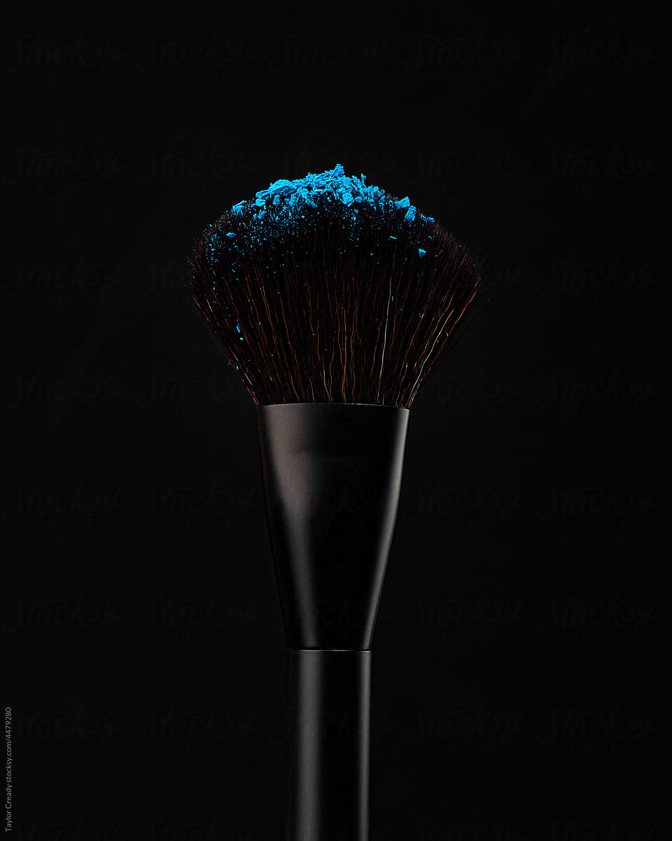 Makeup Brush with Eyeshadow/Powder
