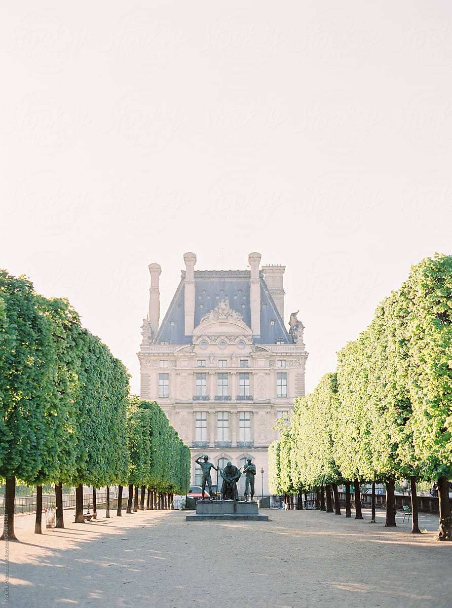 Morning park in Paris.