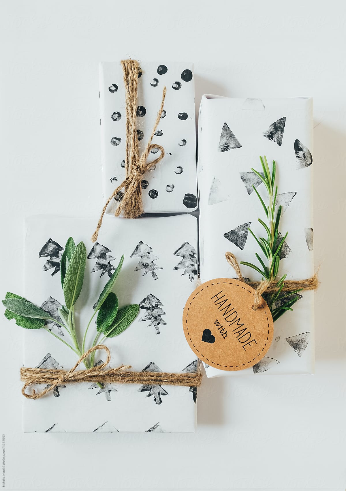 Christmas gifts with diy geometric stamps