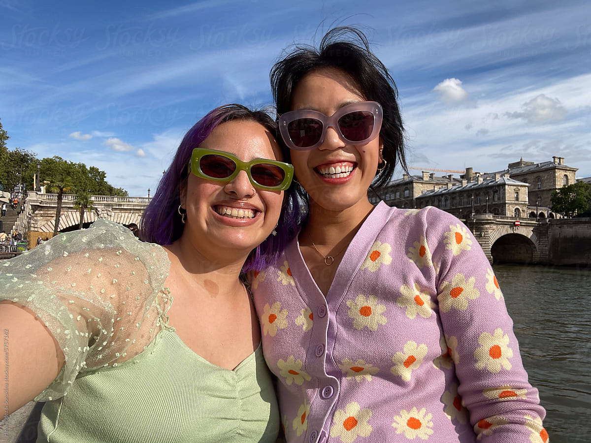 Two Happy Tourist Selfie In Paris