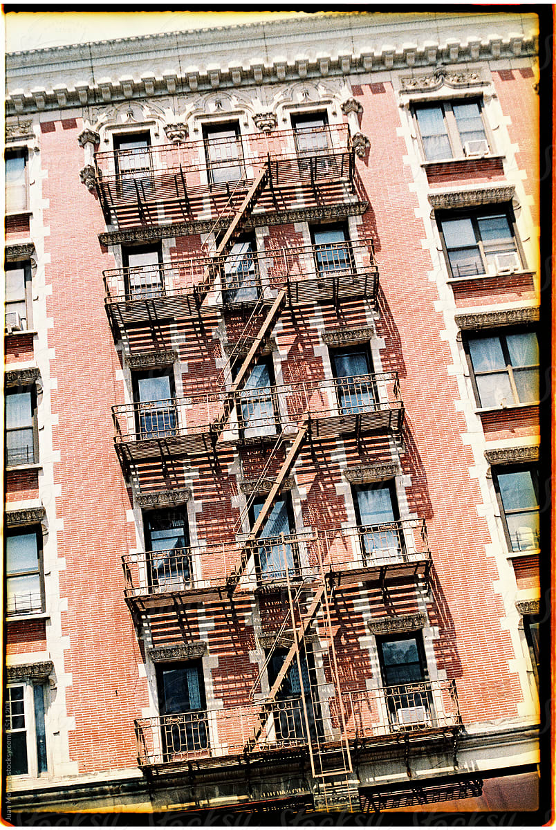 brick building in New York, 35 mm