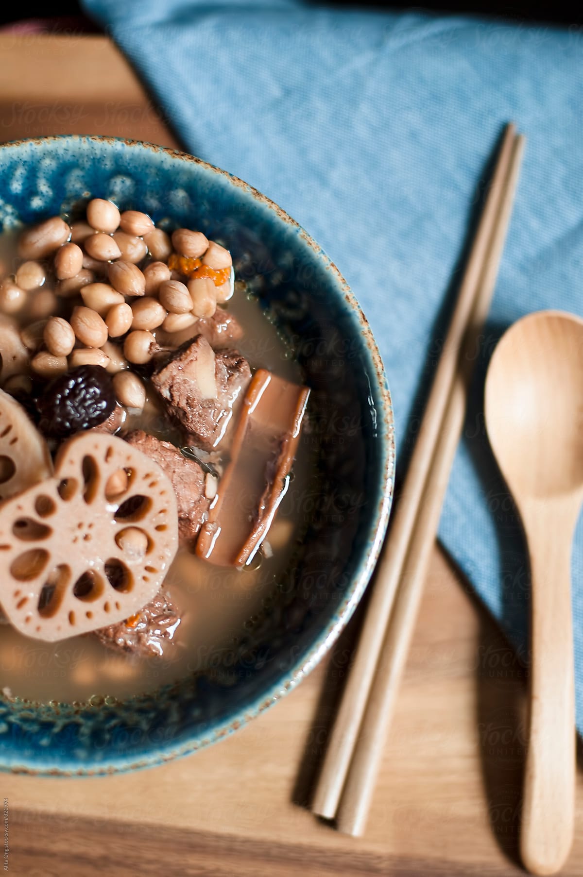 Lotus Root Soup with Peanuts, Pork Ribs and Red Dates