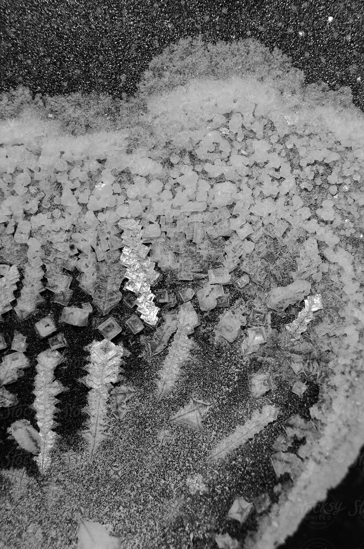 closeup macro salt crystal crystalline pattern texture dried sodium chloride