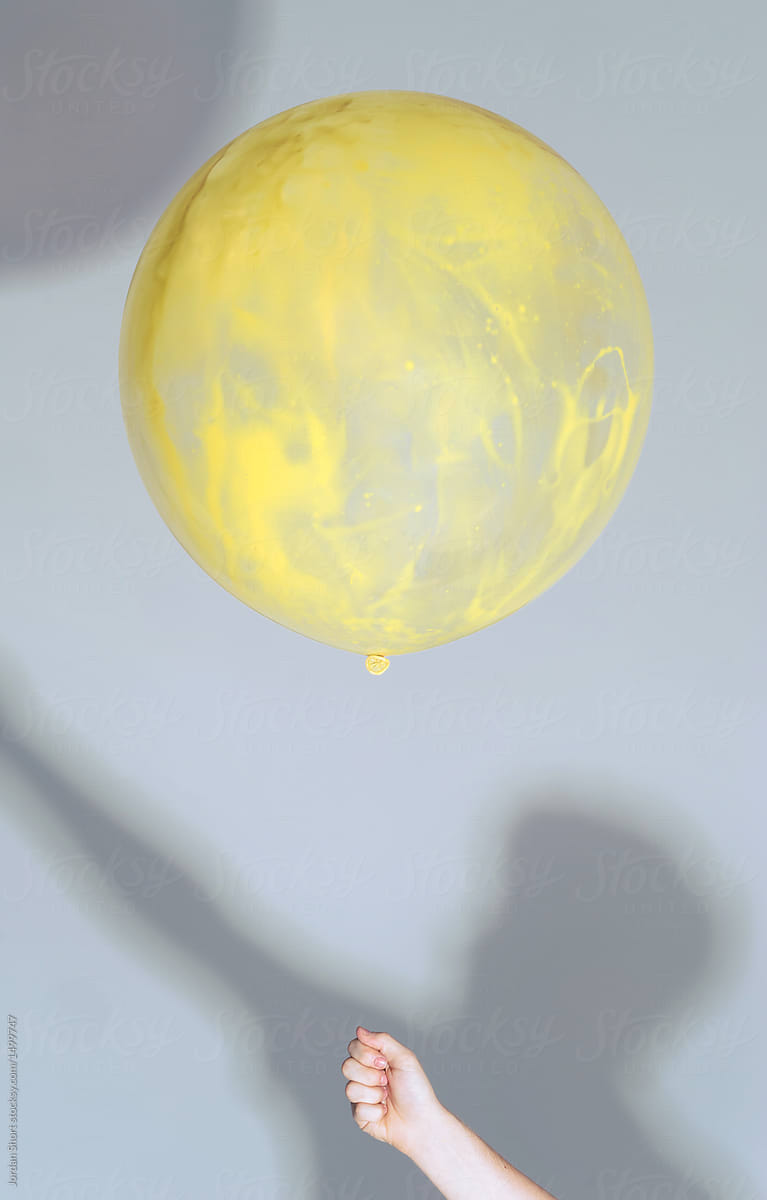 A shadow balloon