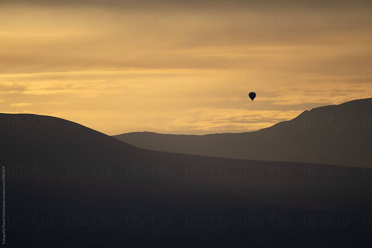 Balloon over Cordillera de la Sal, Atacama, Chile