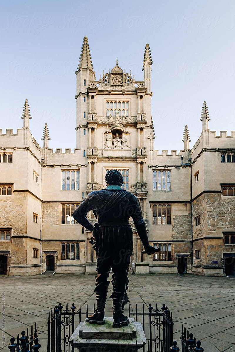Wider view at the back of the statue at Bodleian Library at Oxford University, United Kingdom