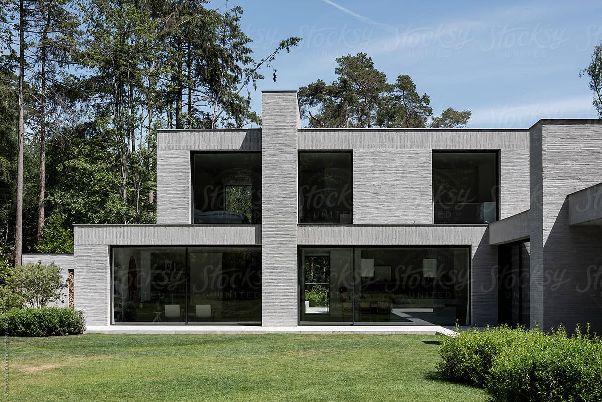 contemporary villa