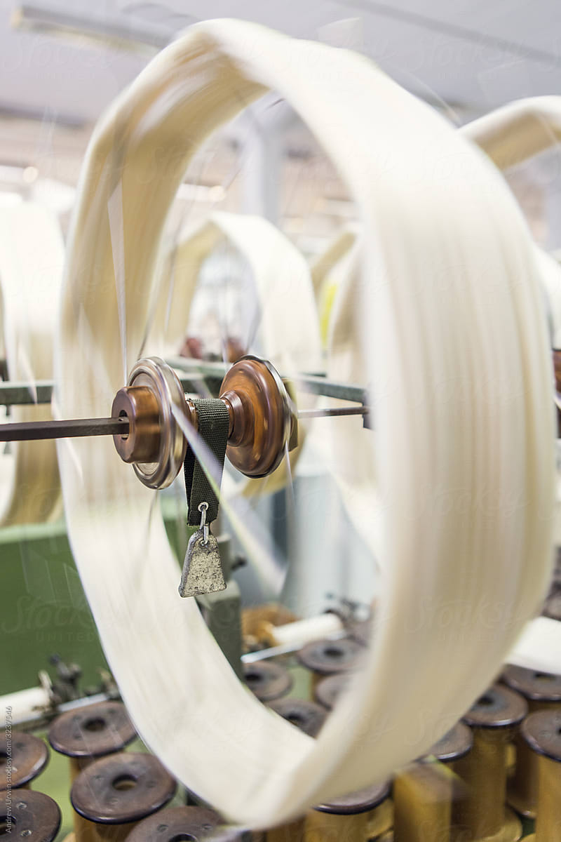 Silk factory machine making silk fabric