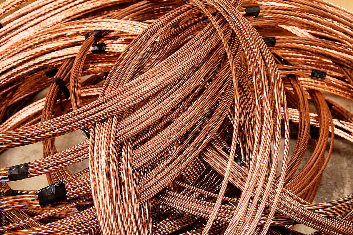 Copper cable roll