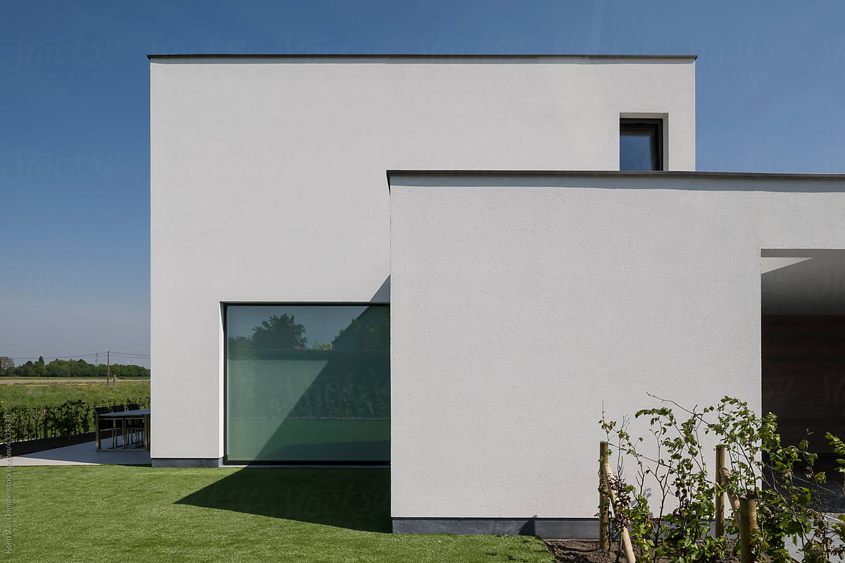 facade of minimalist house