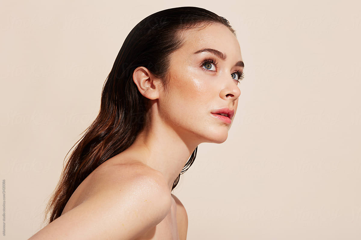Heat wave beauty portrait - Clean Natural Skincare bright skin