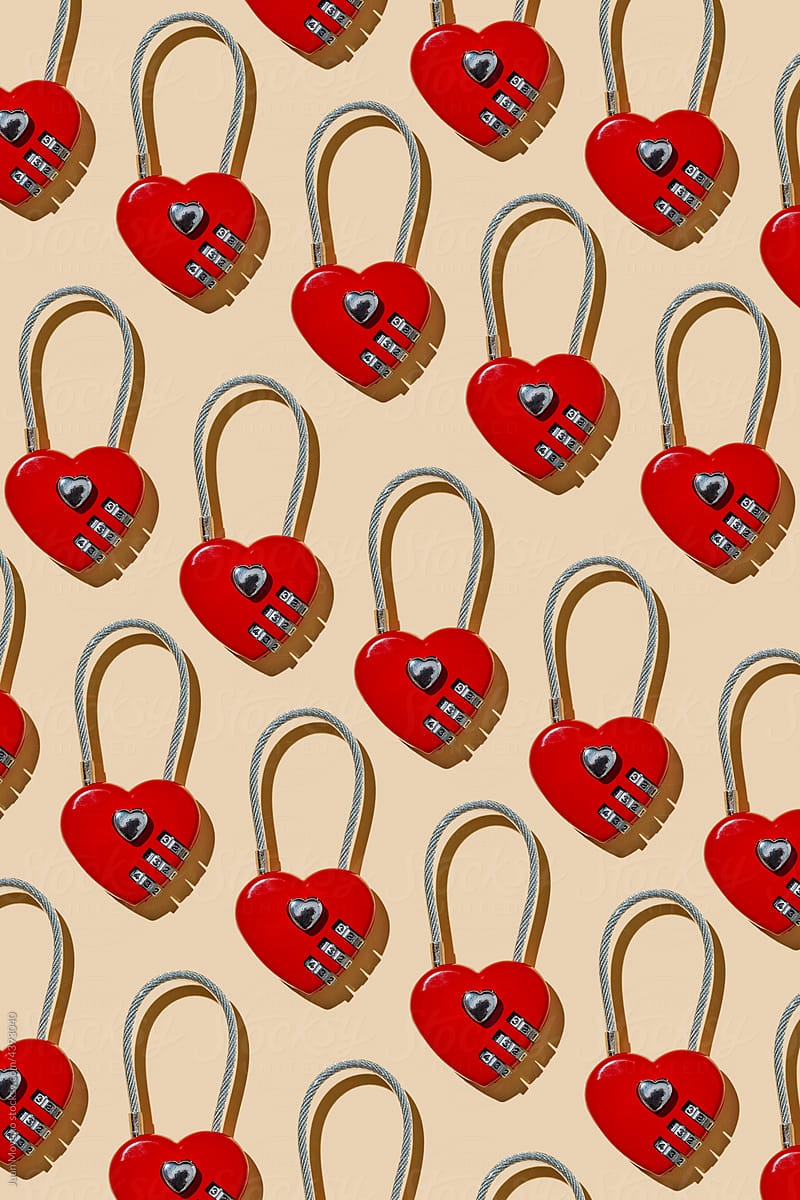 red love padlocks