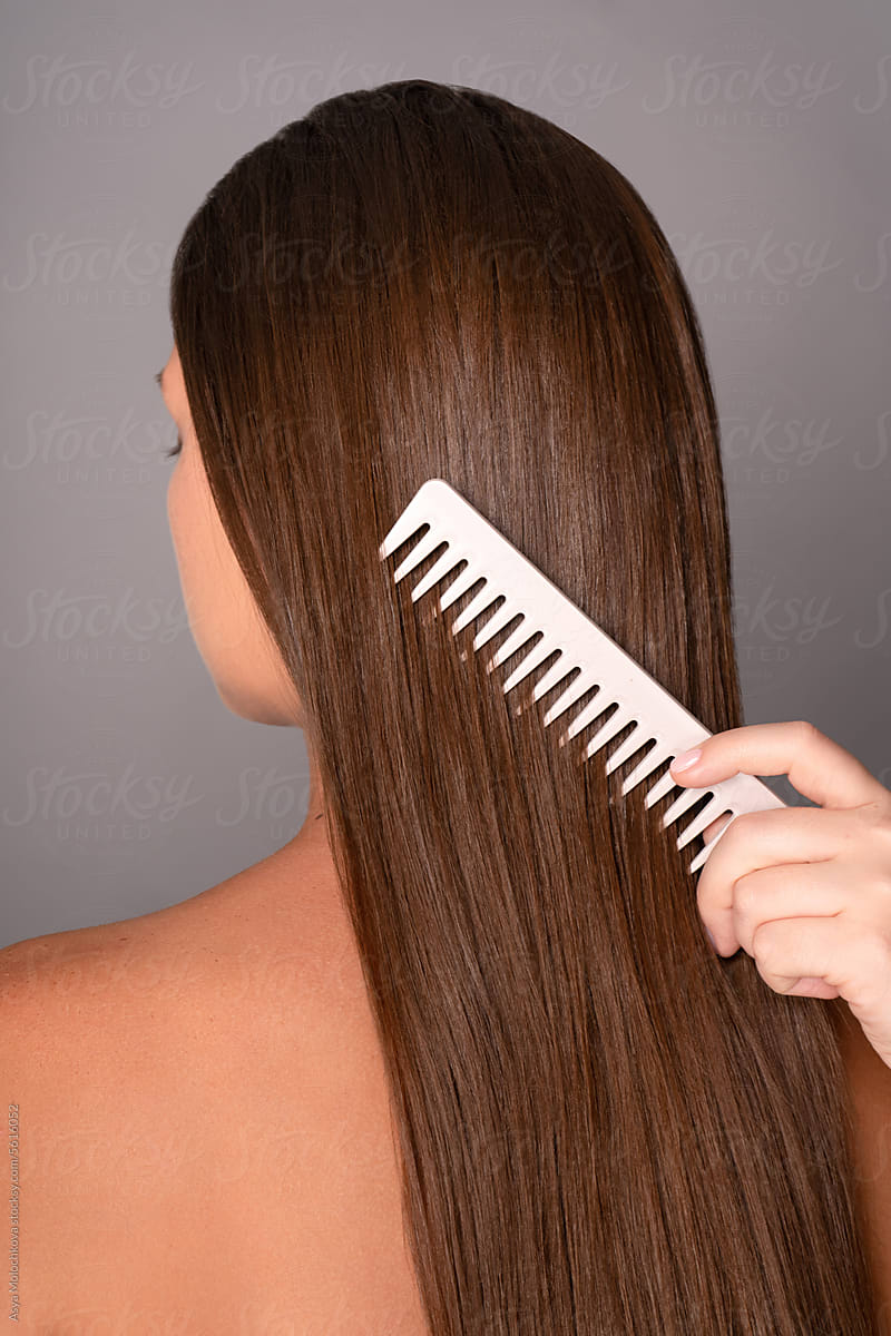 Untangling with wide-tooth comb