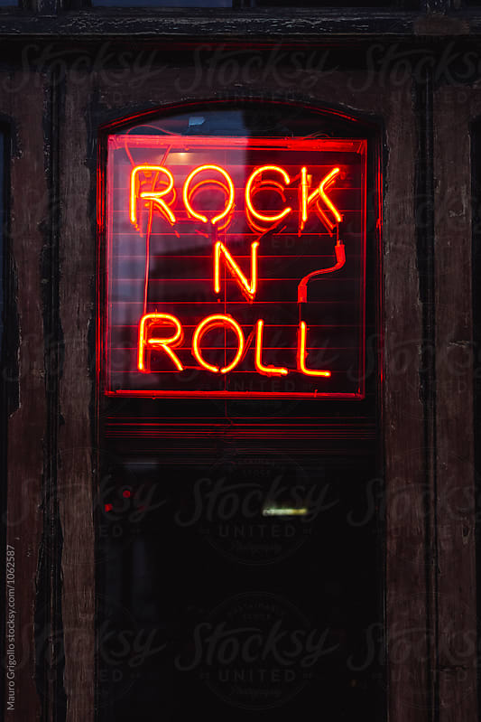 Rock\'n\'Roll sign. Live Music Bar.