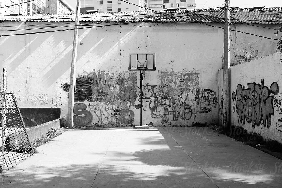 Basketball street court